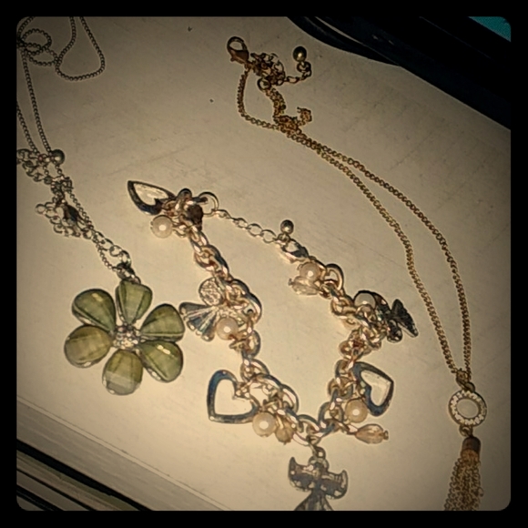 Jewelry - Picture 1 of 1